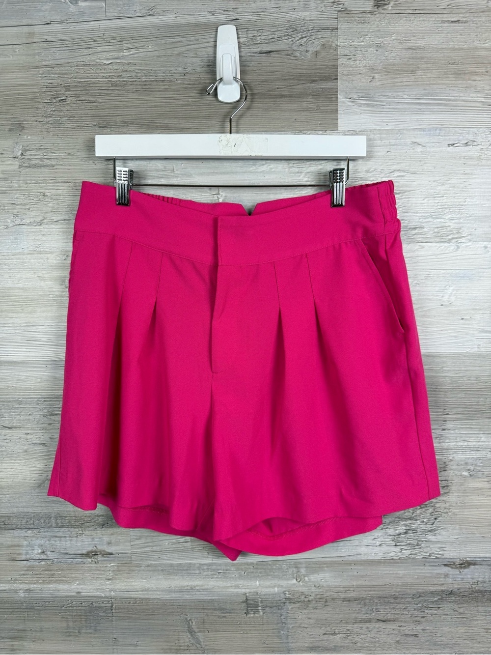 Torrid Wide Leg Studio Crepe Shorts 10 Pink High Rise Pleated Career Summer